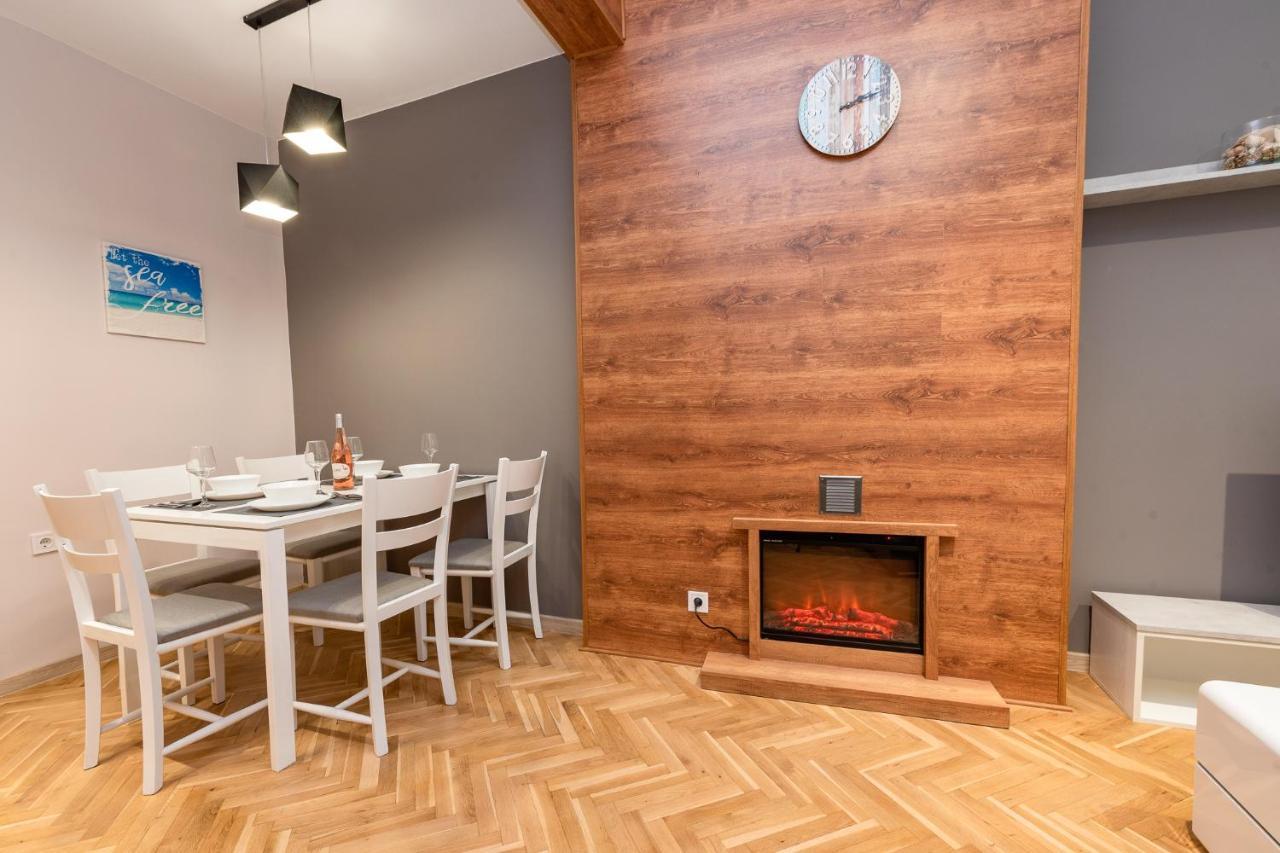 Downtown Apartment Μπουργκάς Εξωτερικό φωτογραφία